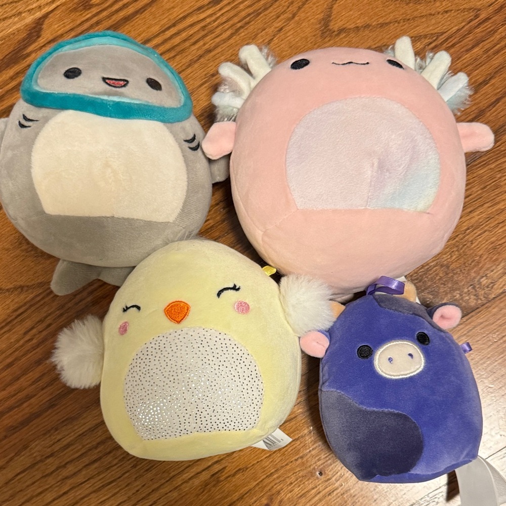 Squishmallows -set of 4- retired Scuba shark Purple cow Easter chick Pink Axolo